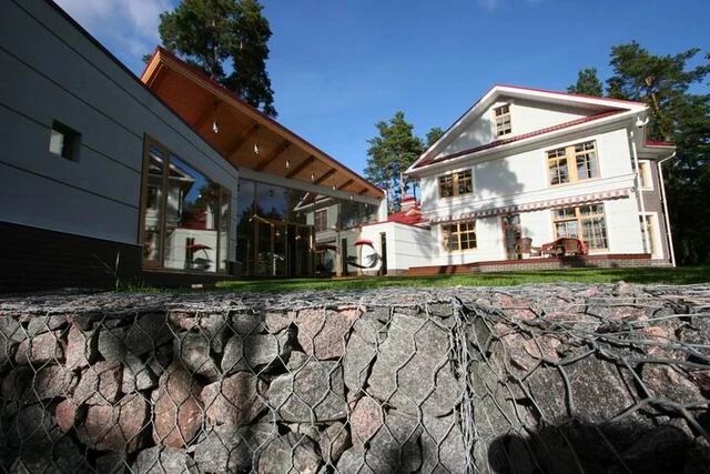 БАССЕЙН - МИНИМАЛИЗМ