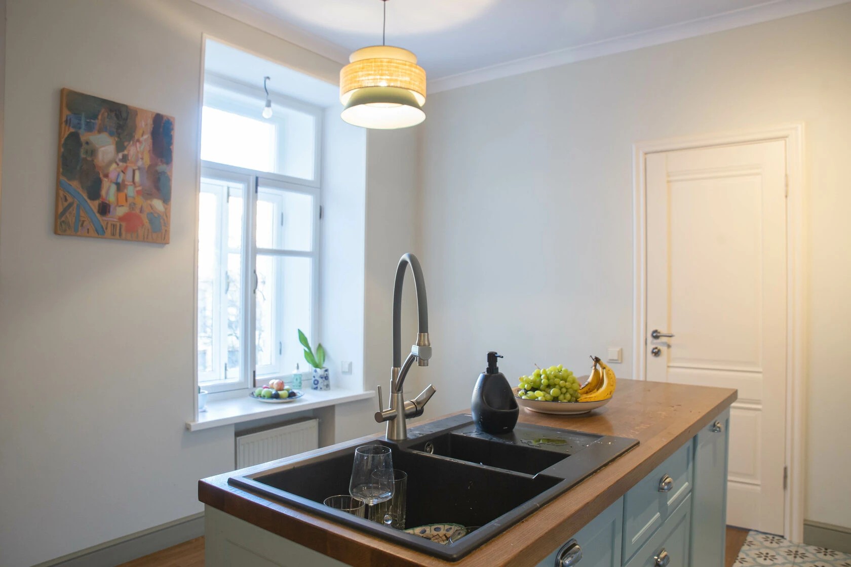 Галерная улица