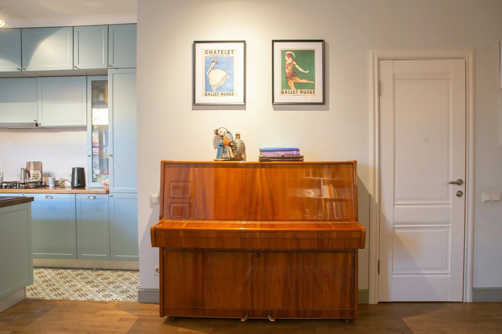 Галерная улица