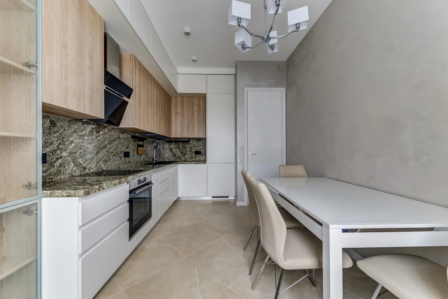 Ремонт 3 комнатной квартиры в светлых тонах