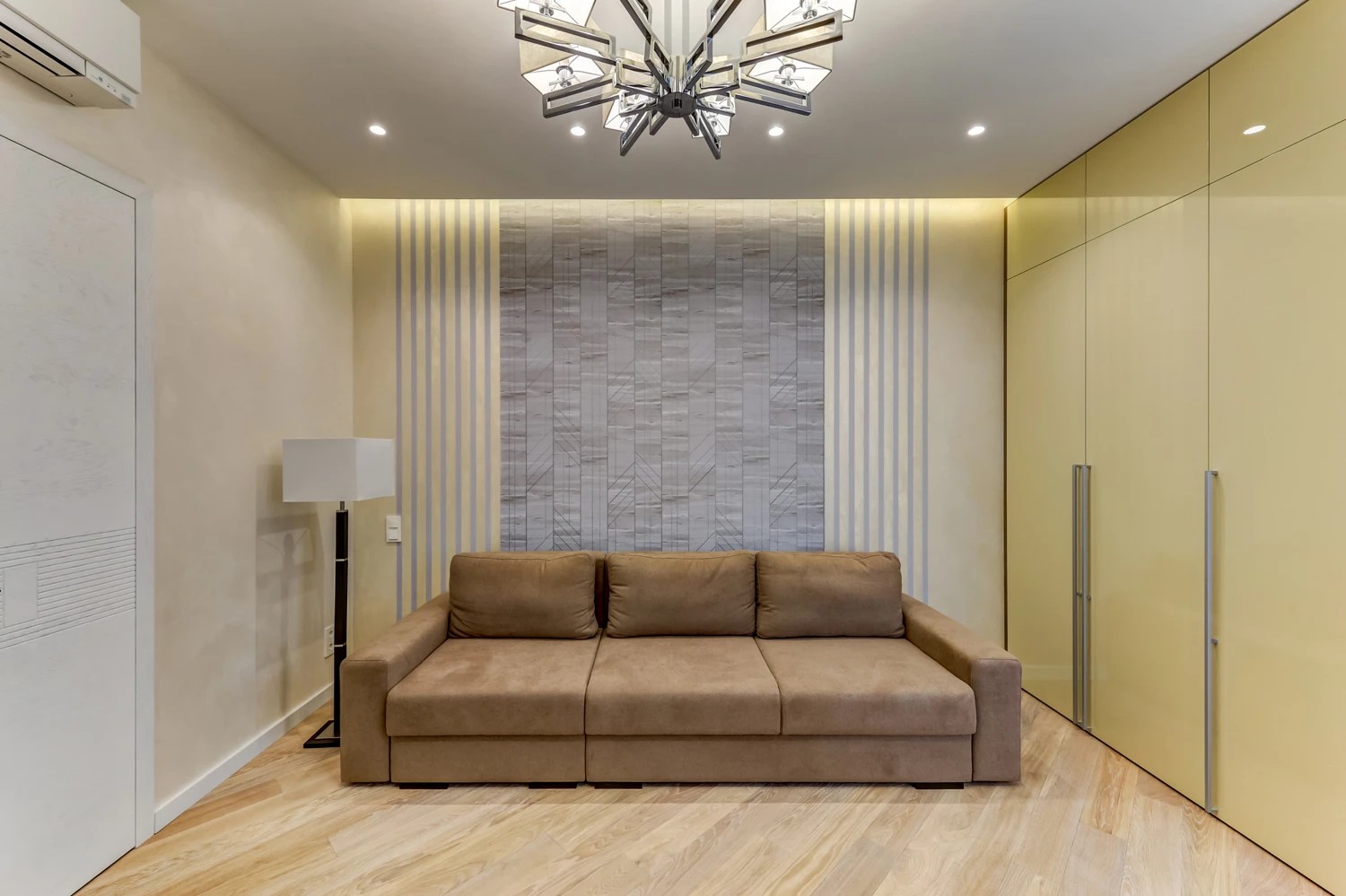 Ремонт 3 комнатной квартиры в светлых тонах