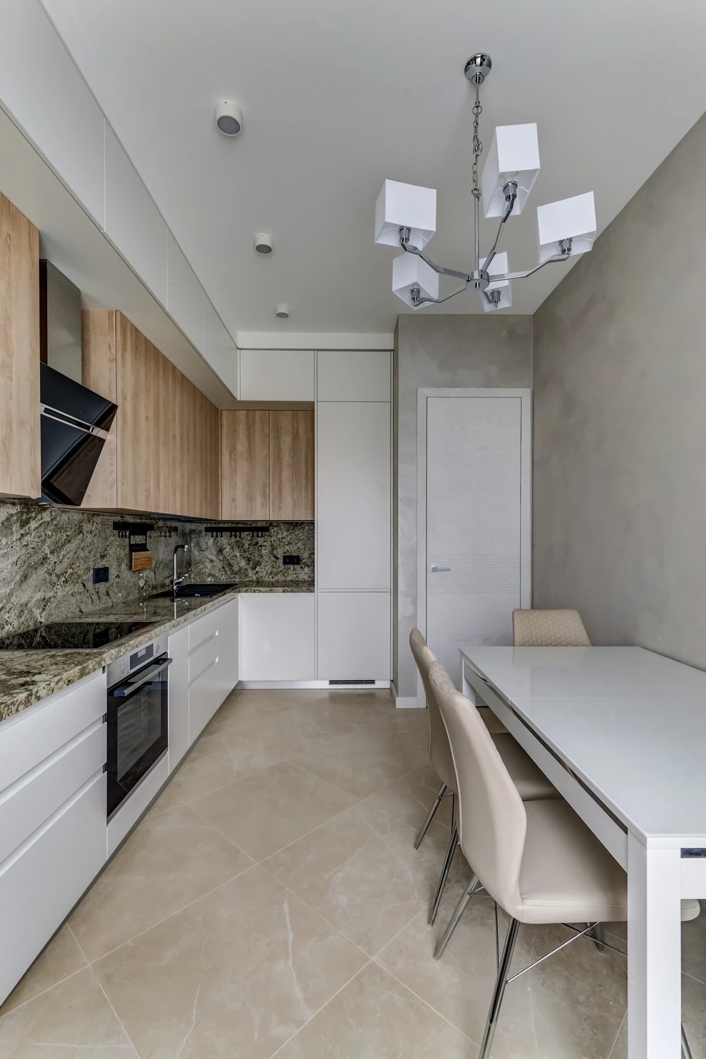 Ремонт 3 комнатной квартиры в светлых тонах