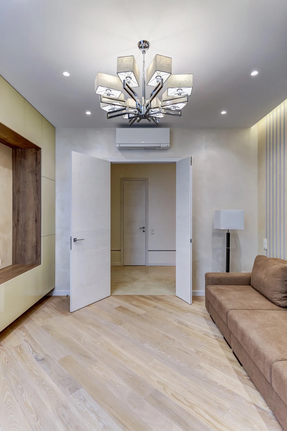 Ремонт 3 комнатной квартиры в светлых тонах