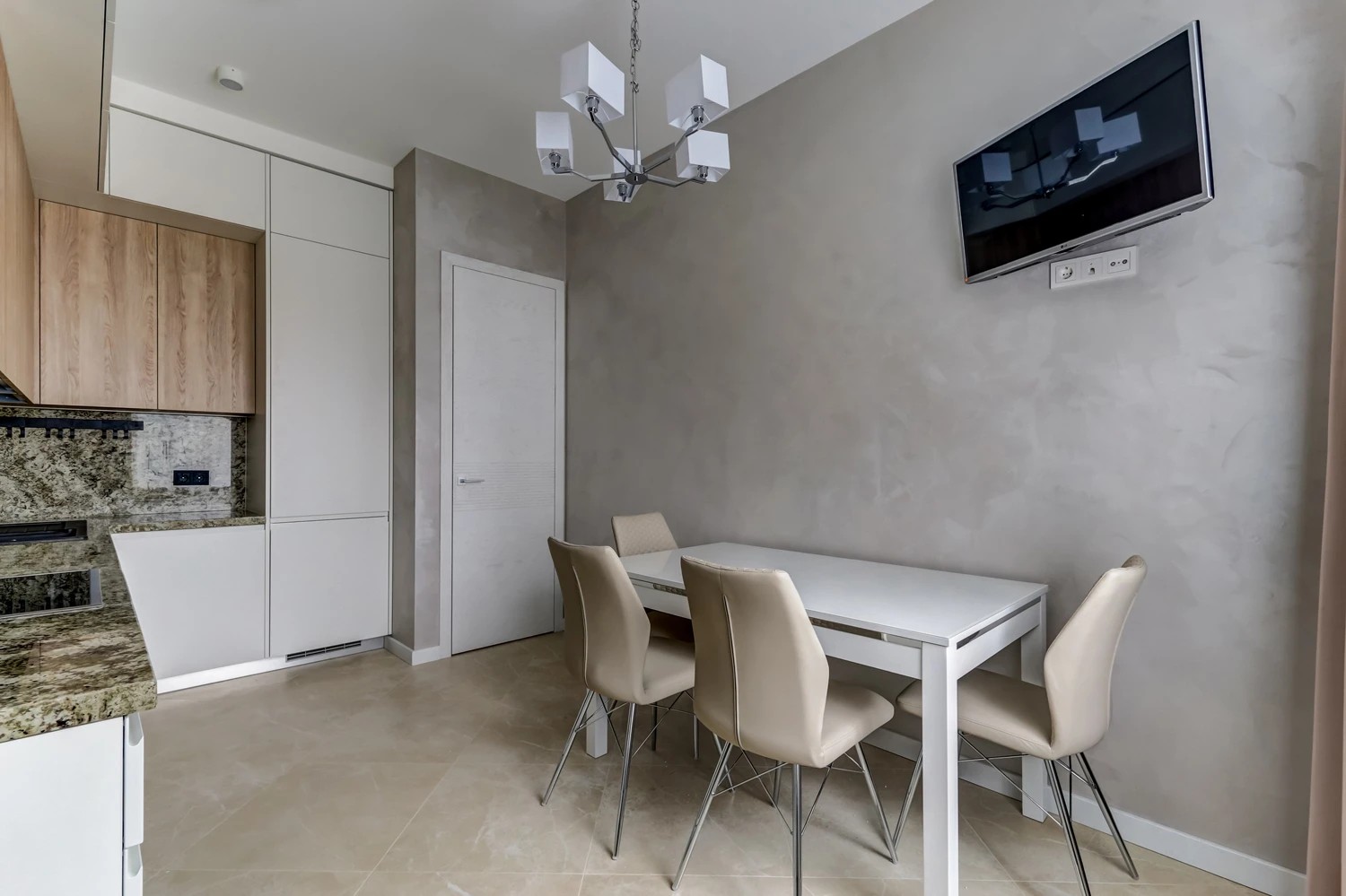 Ремонт 3 комнатной квартиры в светлых тонах