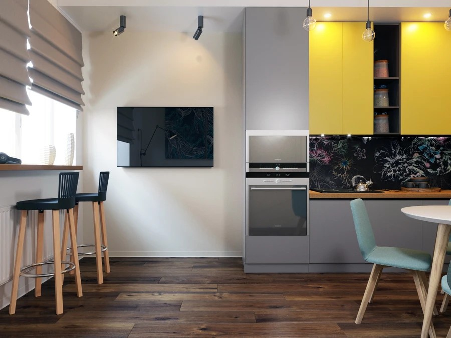 ЯРКИЙ КРЫЛОВ