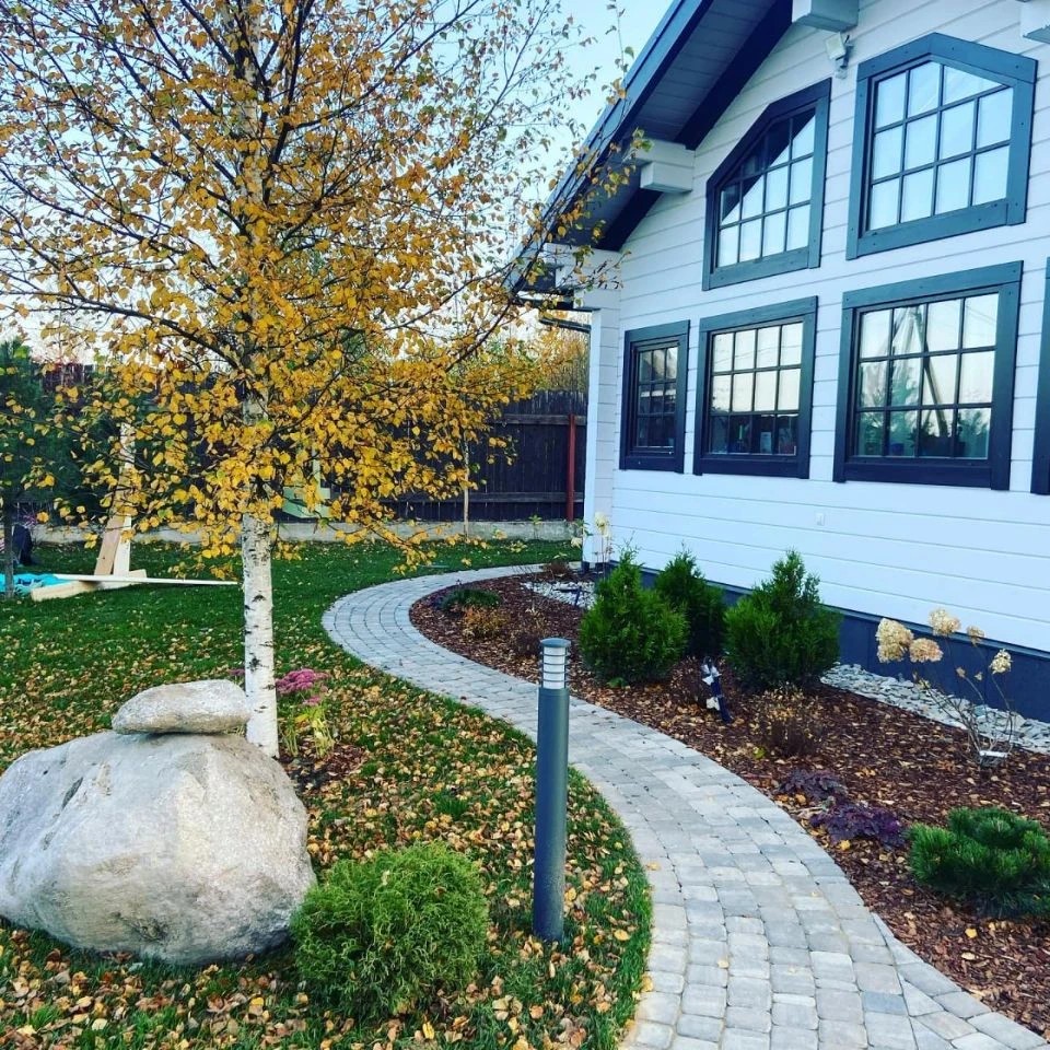 САД В РОЩИНО