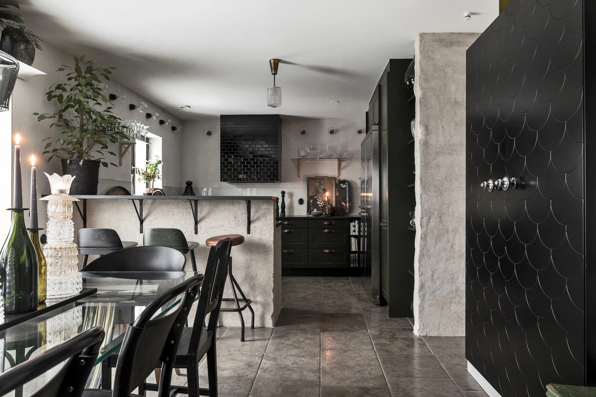 КВАРТИРА 112 КВ.М.