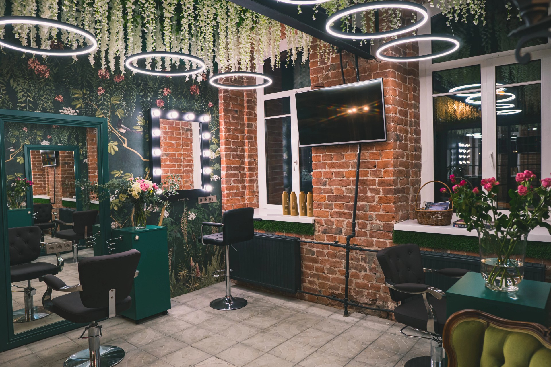 Студия красоты - "Сад"