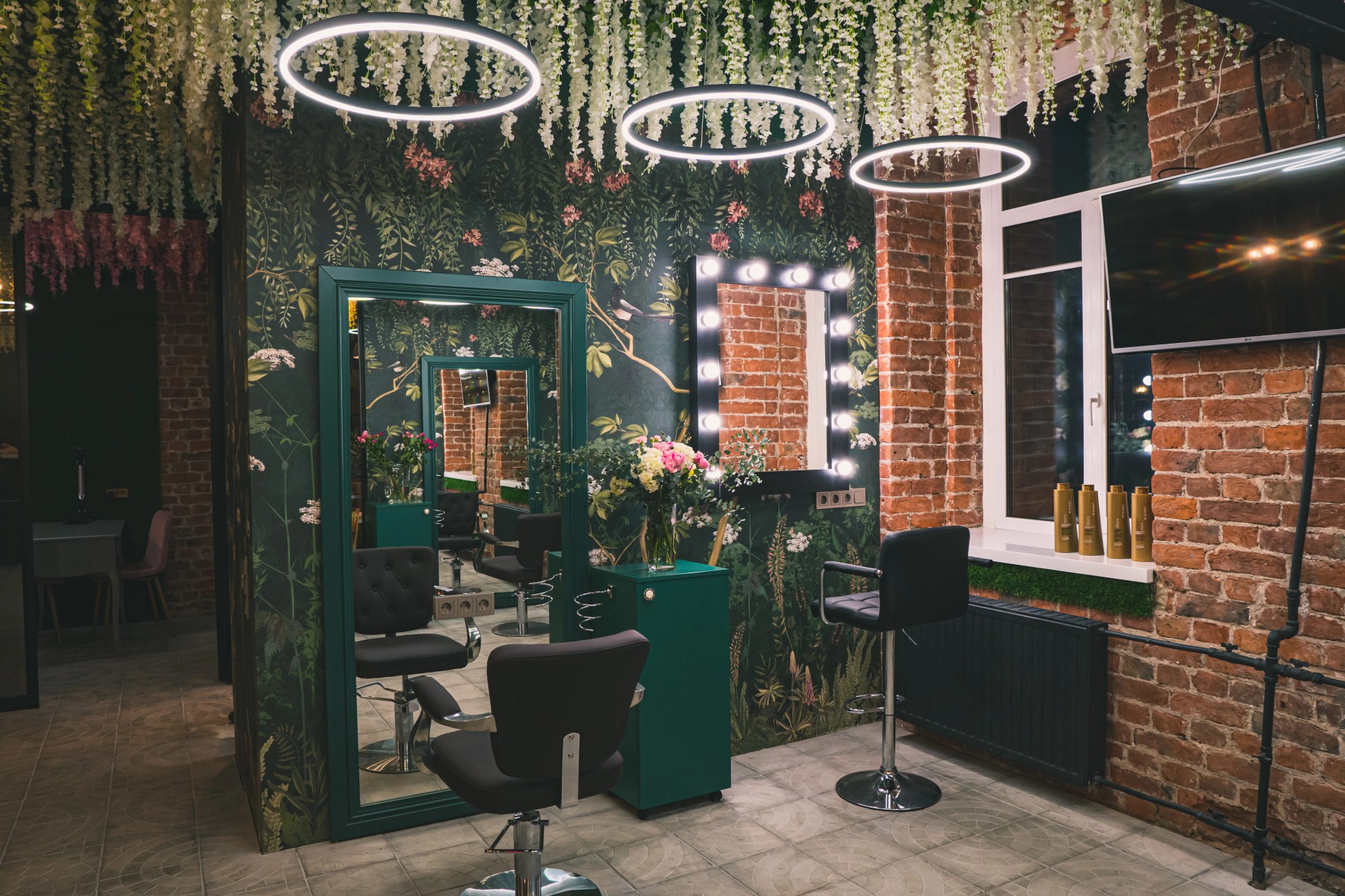 Студия красоты - "Сад"