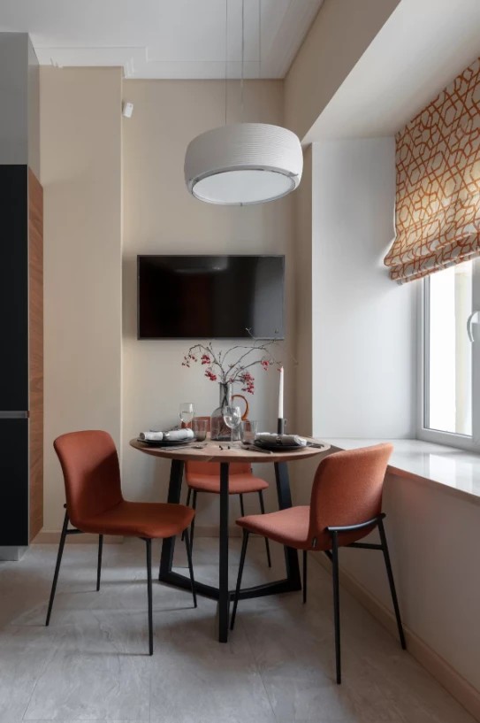 Трехкомнатная квартира на Петроградской стороне