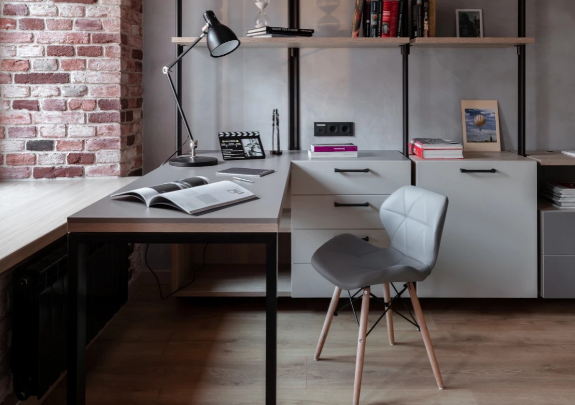 Трехкомнатная квартира на Петроградской стороне