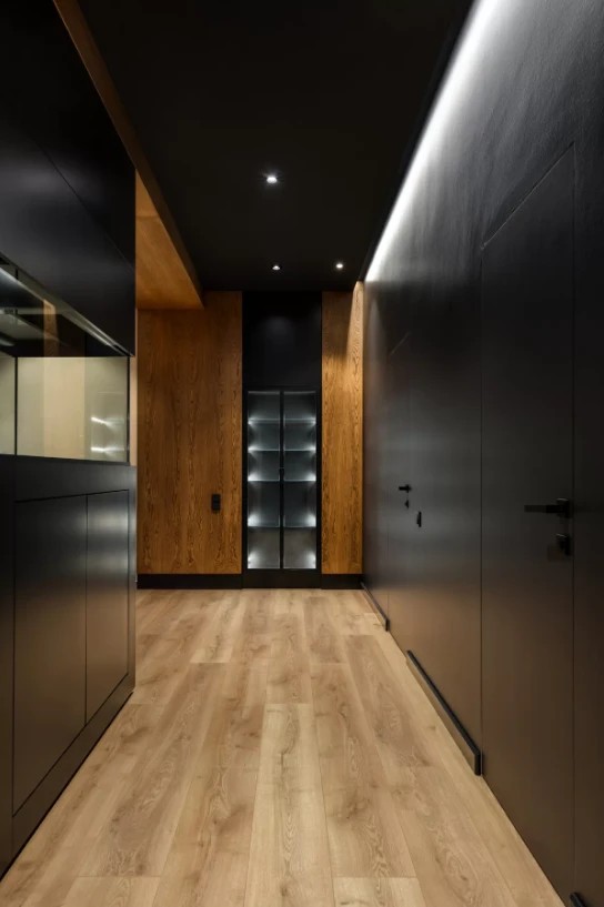 Трехкомнатная квартира на Петроградской стороне