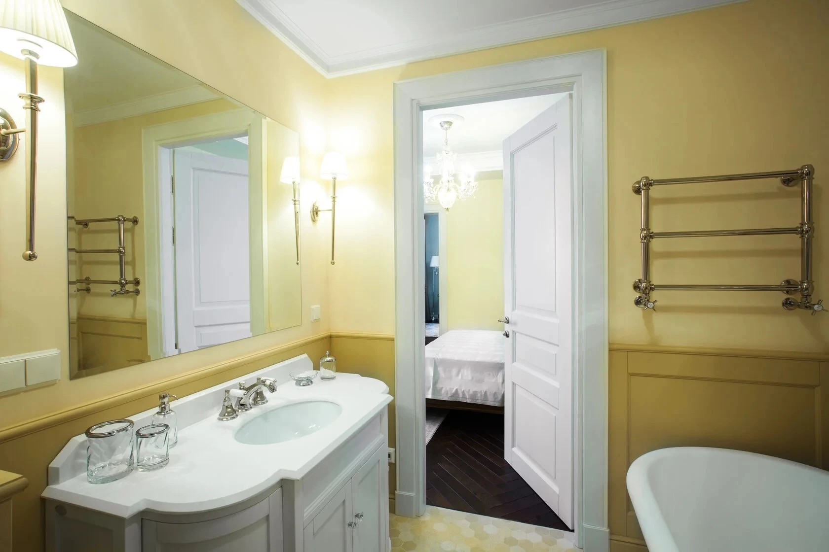 ДОМ НА НОВГОРОДСКОЙ