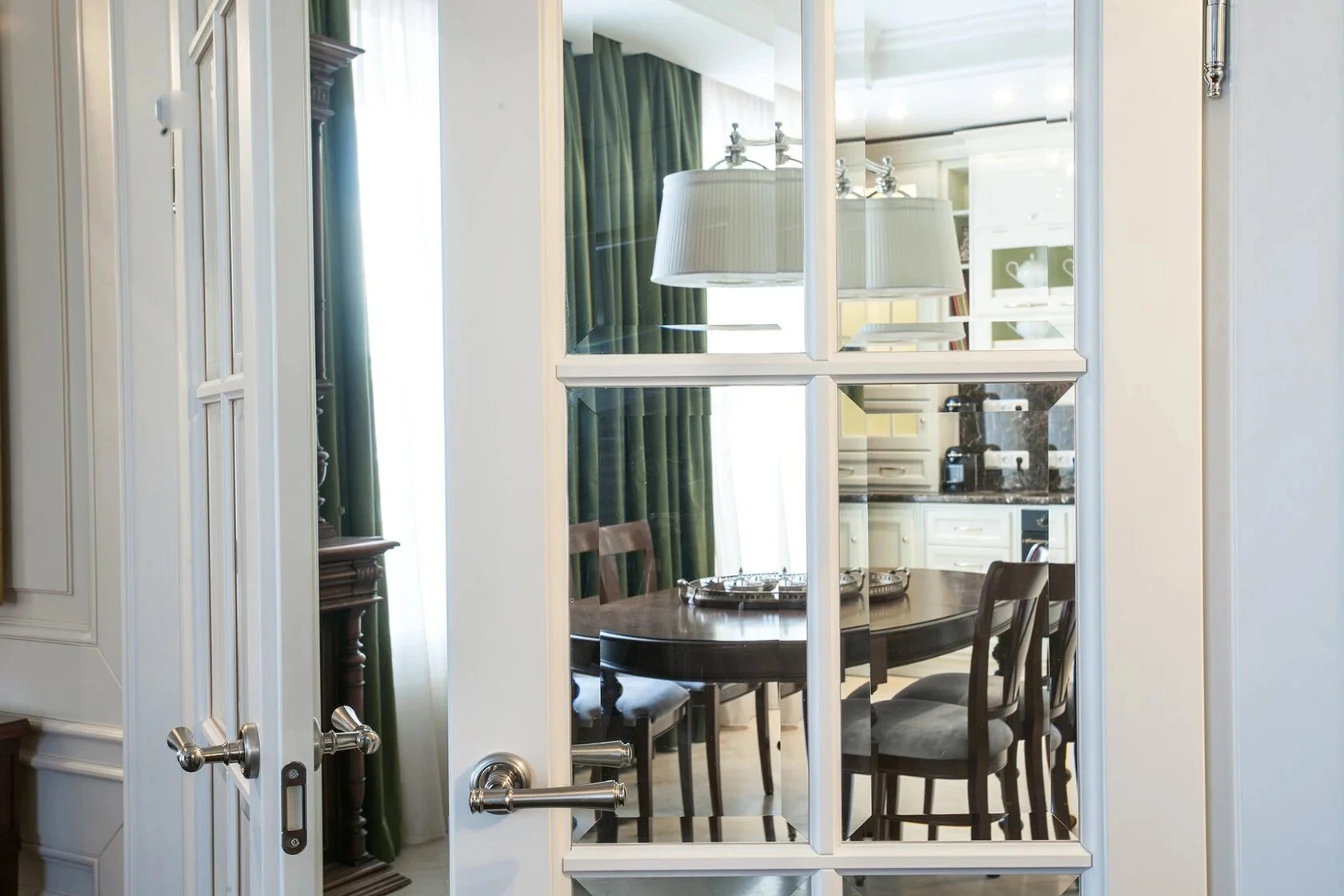 ДОМ НА НОВГОРОДСКОЙ