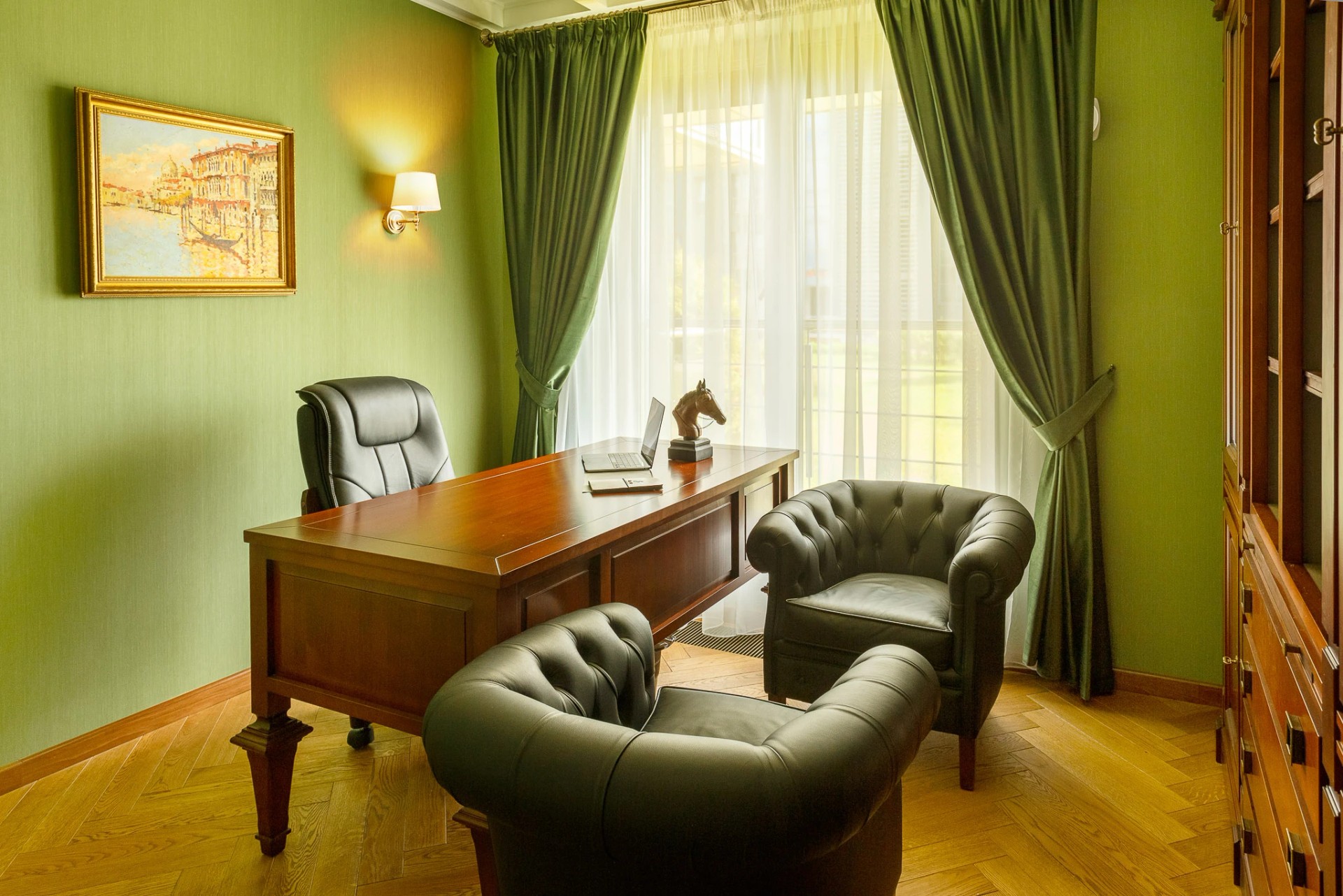 Лахта Плаза Офис