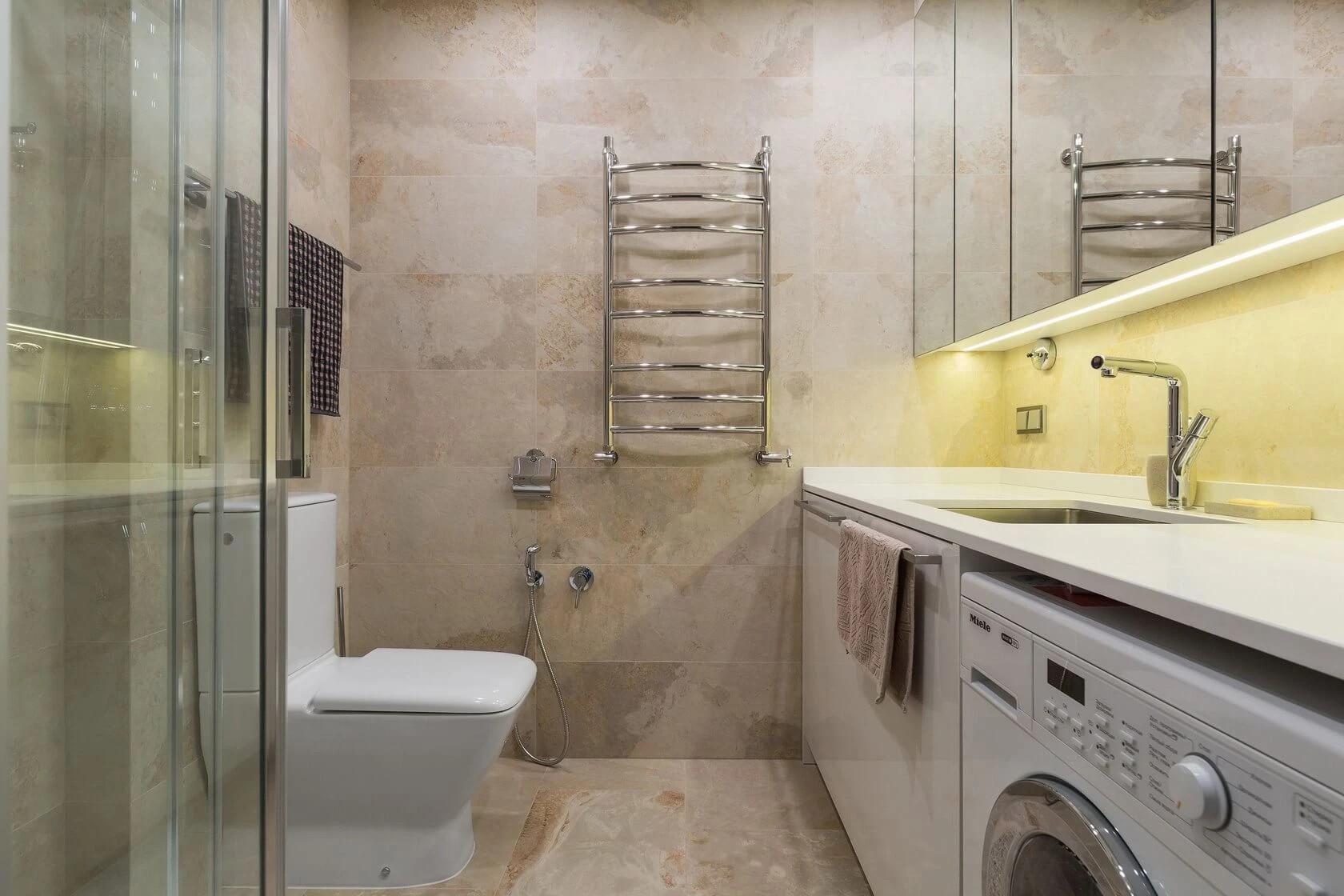 Парадный Квартал