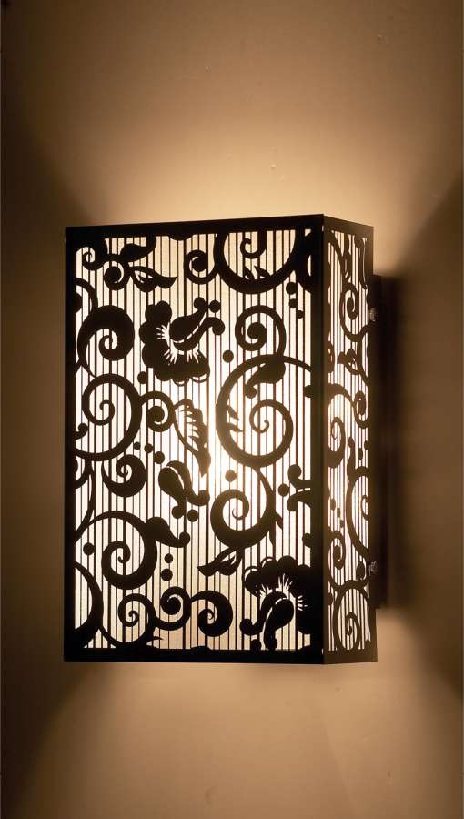 Настенное бра Odeon Light BRIS 2192/1W