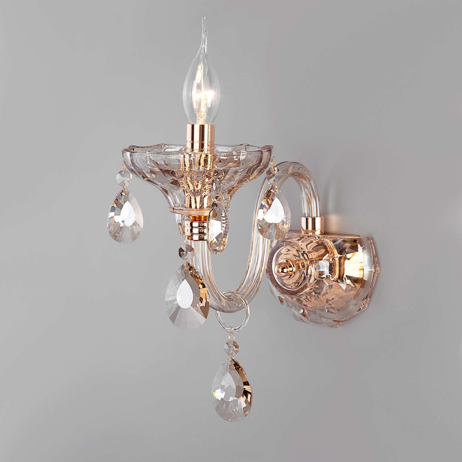 Настенное бра Bogates Lecce 310/1 Strotskis